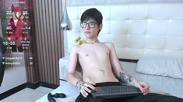 Онлайн чат XXX VelvetEros
