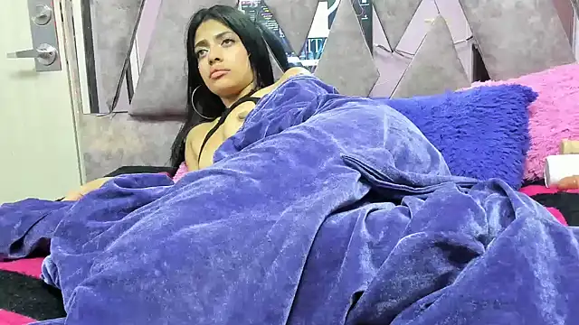 EMYCLARK01 Chat XXX in diretta