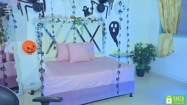 XXX chat uživo modela MAUREEN_TAY