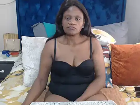 CLASSYMLF – Naživo XXX chat