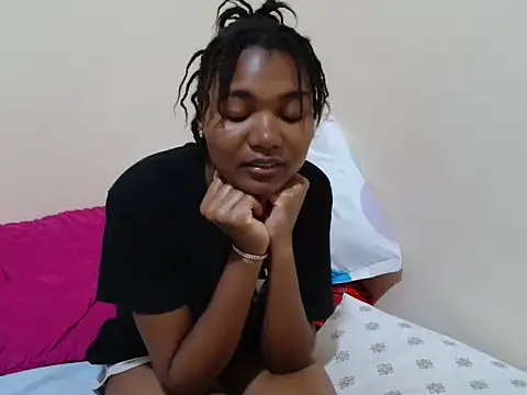 JJSecrets' Live XXX Chat