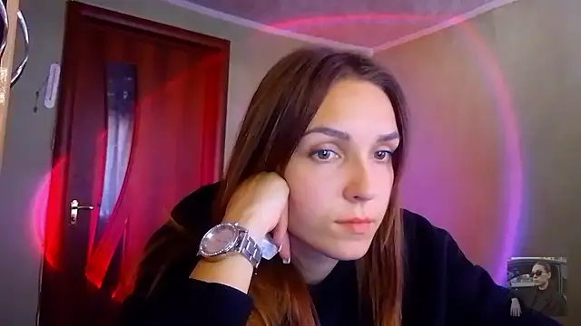Zlatixx Adlı Modelin Canlı XXX Sohbeti