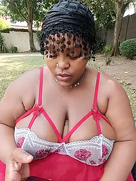ChoklitBerryXX's Live XXX Chat