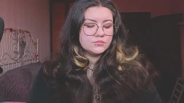 Czat XXX na żywo – Laura_Karamazov