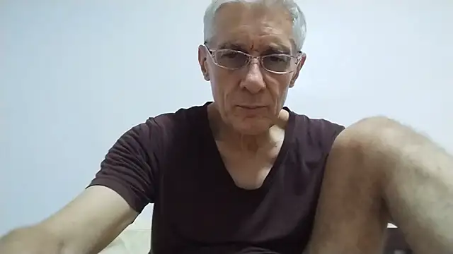 BIGUNCUTHARDCOCK's Live XXX Chat