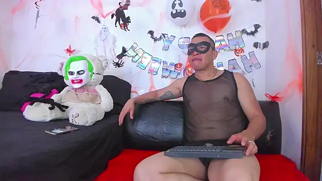 Chatroom XXX en direct de Angeline_focus