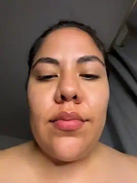 Majot8798's Live XXX Chat