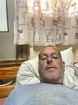 Chat +18 de GeldenKuy ao vivo