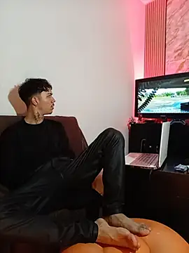 HannibalLester Live XXX-chat