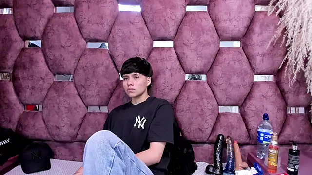 แชท XXX สดของ Bruno_Cruzz