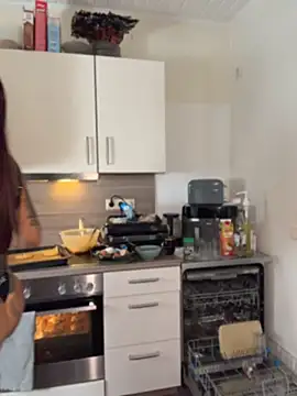 AileenInkOfficial's Live XXX Chat