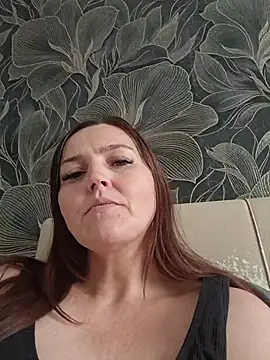 MilaMature 라이브 XXX 채팅