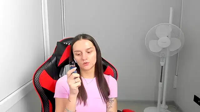 EveMoonveiln Live XXX chat