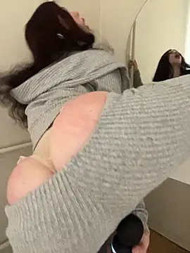 HellaSkywalkern Live XXX chat