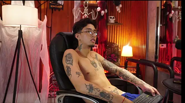 yanblk Live XXX Chat