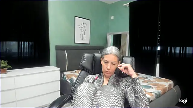 LexxxyDiamondのライブXXXチャット