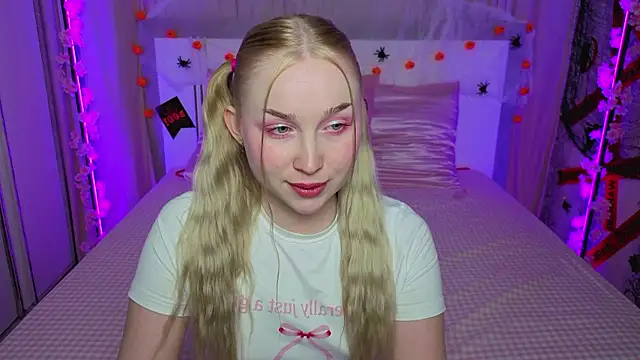 LilyStarlight's Live XXX Chat