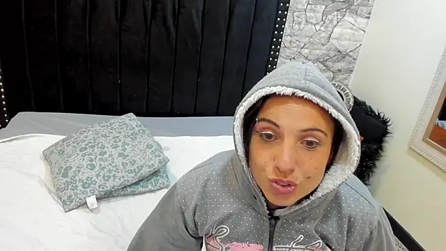 casey_jamess' Live XXX Chat