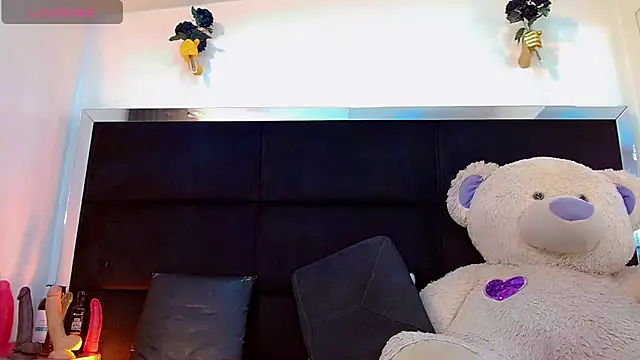princessrainbowx Adlı Modelin Canlı XXX Sohbeti