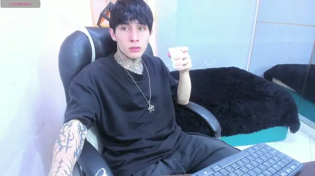 Chat XXX ao vivo de Cry_thereal