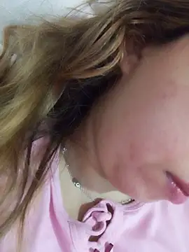 Beerrry Adlı Modelin Canlı XXX Sohbeti