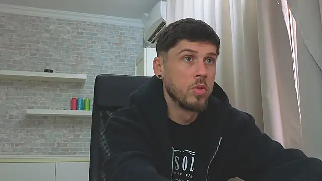 JonahShaw Chat XXX live