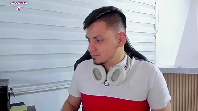 Chat XXX en directo de Rick_Adams