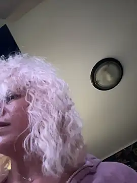 tanyagrey Adlı Modelin Canlı XXX Sohbeti