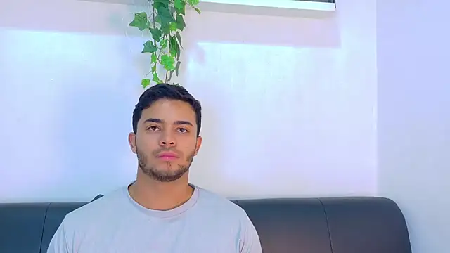 TylerWest_n Live XXX chat