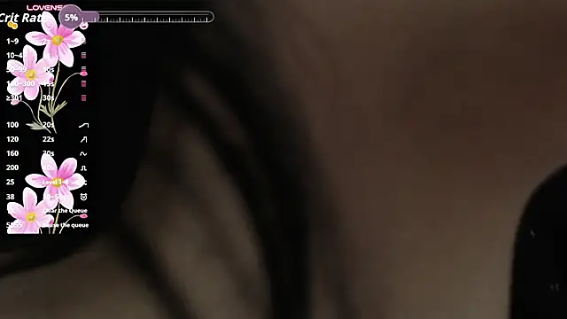 XXX chat uživo modela camilita08