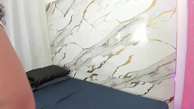 Živý XXX chat kaleb_violeta00