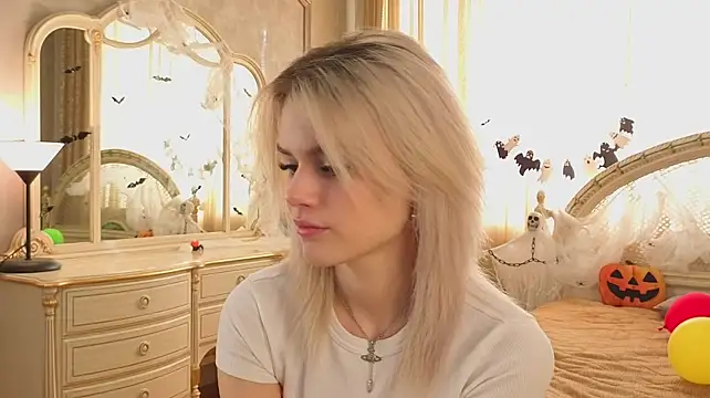 MercedezTimbs' Live XXX Chat