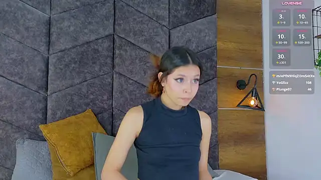 Scarlett_Monroee_'s Live XXX Chat
