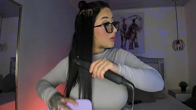 ayshel__ Adlı Modelin Canlı XXX Sohbeti