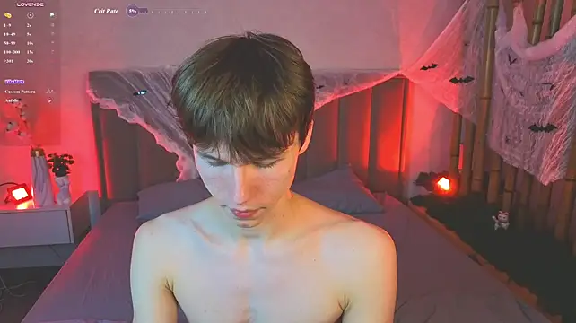 cuMte_boy Chat XXX in diretta