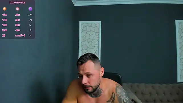 BrianHunts Live XXX-Chat