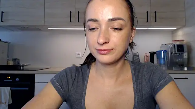 Chat +18 de LorenneRose ao vivo
