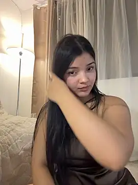 EmmaBlossom Chat XXX in diretta