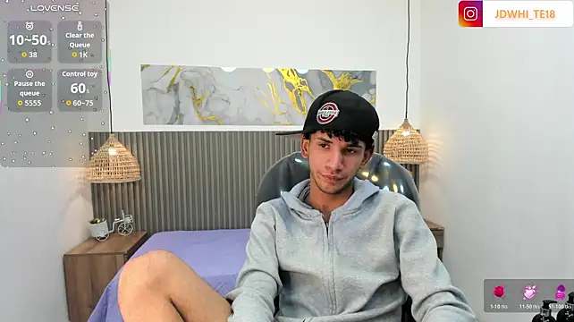 JDWhite18 Chat XXX in diretta