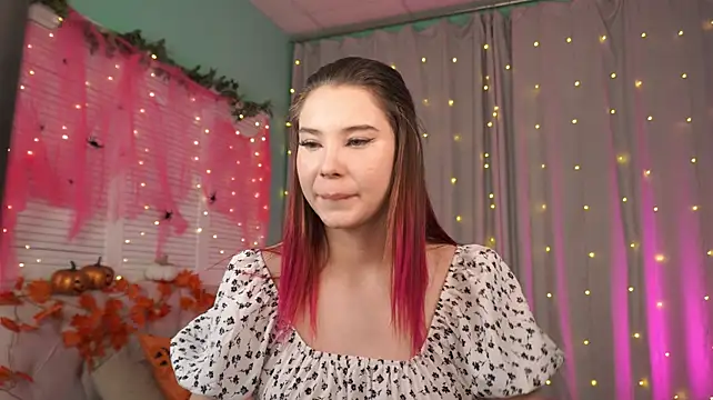 XXX chat uživo modela EmmaVerse