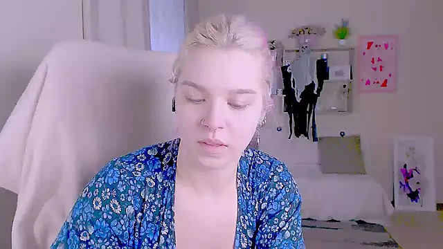 Chat XXX ao vivo de Hot_Blonda