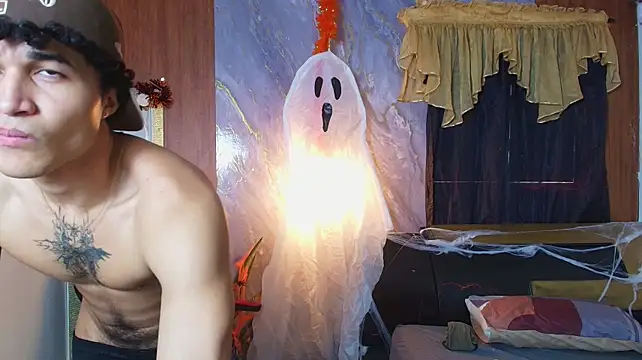 Jackson_smithh élő XXX-chatje