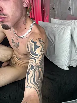 צ'אט XXX בשידור חי של NikoStone_