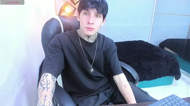 Cry_therealn Live XXX chat