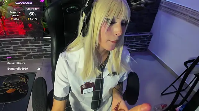 Doll_Sandie XXX чат на живо