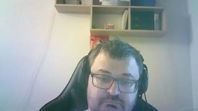 Chat +18 de SirAbuser ao vivo