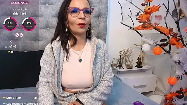 Živý XXX chat Miss_ellien