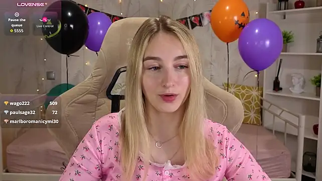 Shy_Polly – Naživo XXX chat