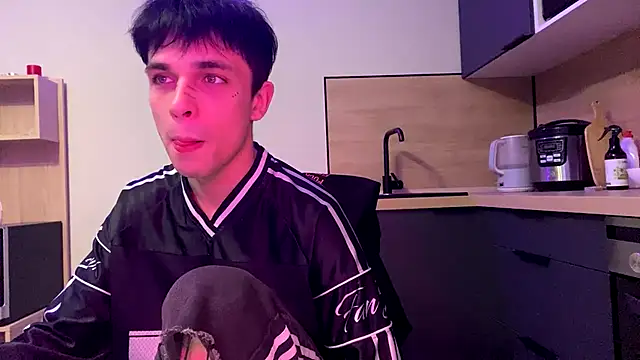 Chat +18 de Clark_Day ao vivo