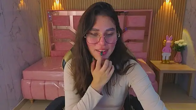 Cassandra__s' Live XXX Chat